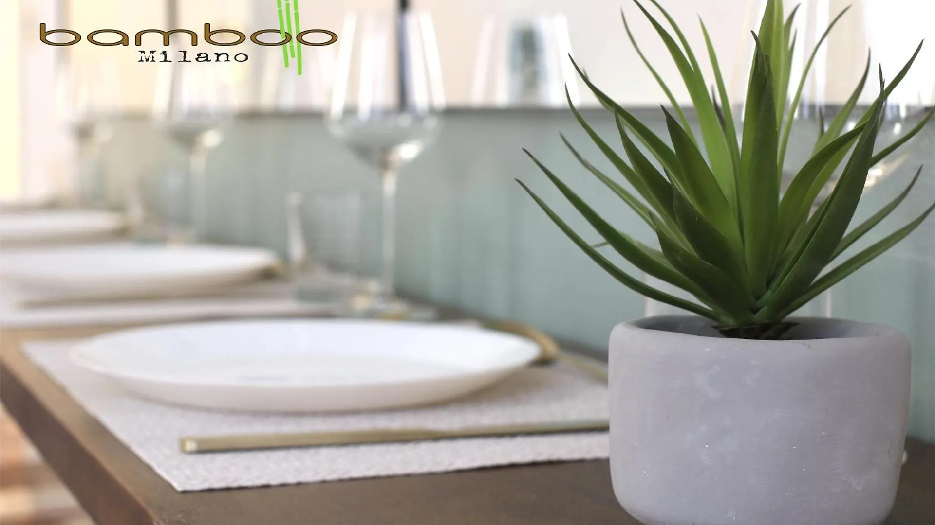 Bamboo Milano Unione Top Class